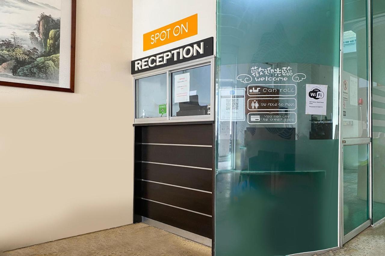 Spot On 89673 Good Friend Hotel Georgetown Luaran gambar